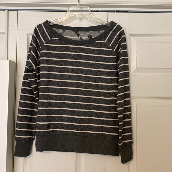 ELEMENT. Grey and white stripped sweatshirt. Size M. - Picture 1 of 2
